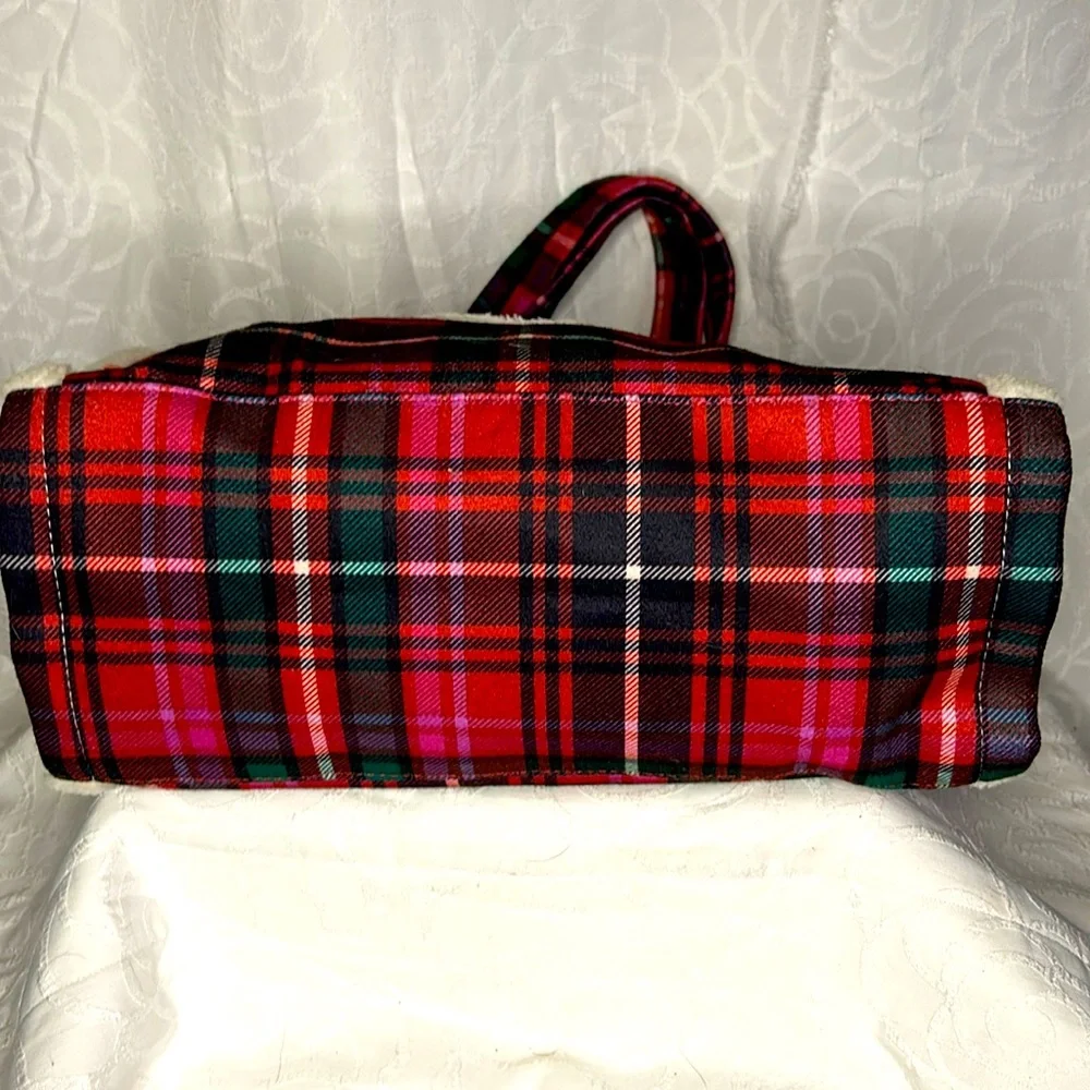 NWT VICTORIA’S SECRET red and black plaid signature large cloth tote bag. - Picture 7 of 10